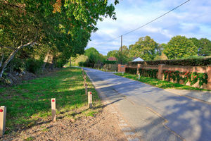 Photo 17- click for photo gallery